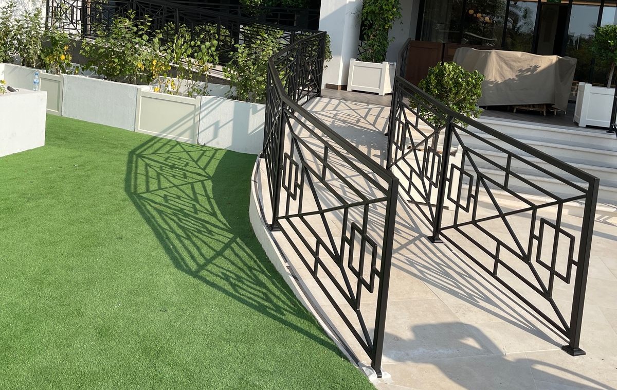 Outdoor Ramp & Railings
