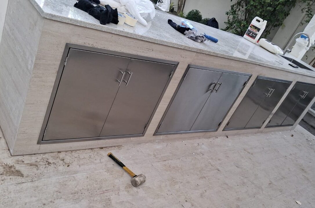 Outoor KItchen Cabinet